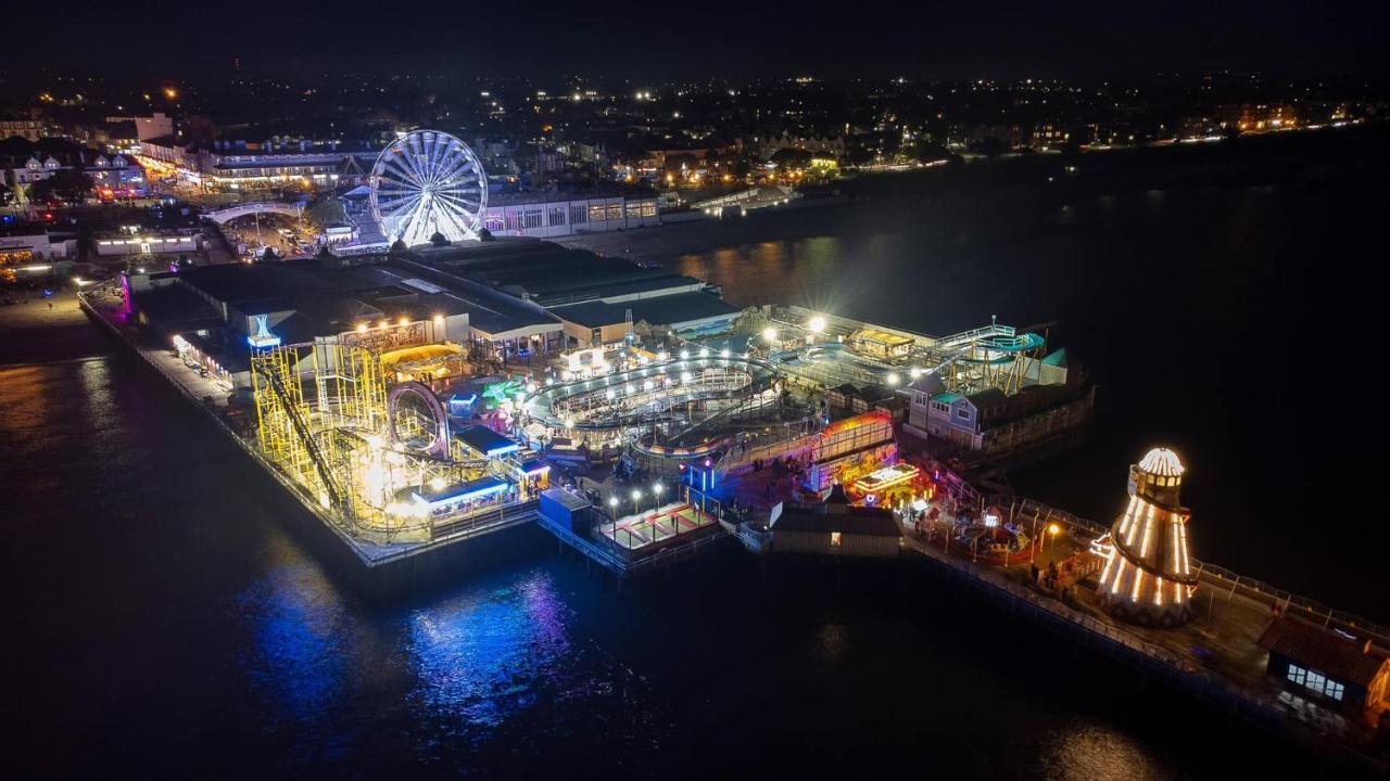 Beach Palace クラクトン・オン・シー エクステリア 写真